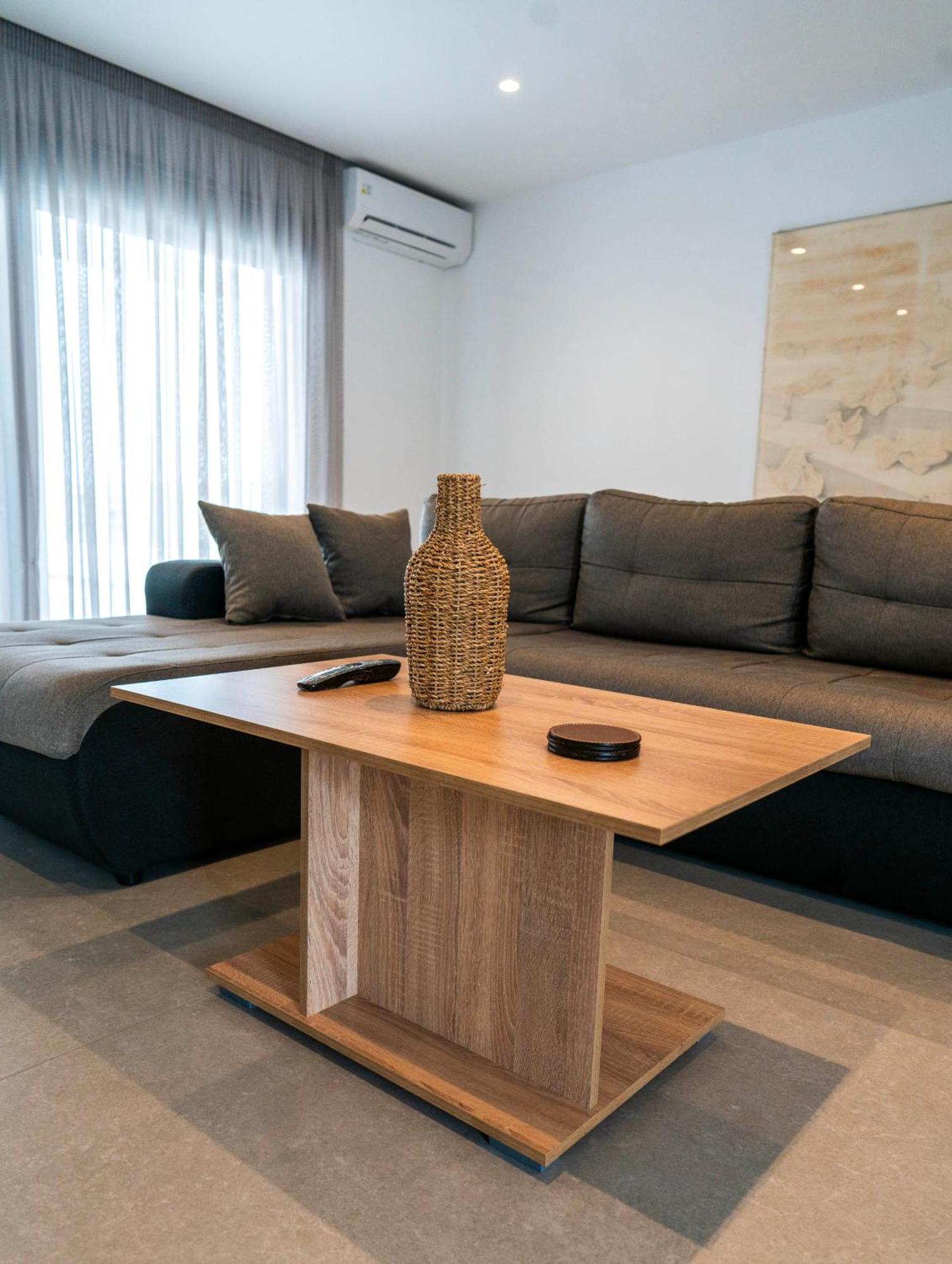 White Luxury Apartment Tríkala Buitenkant foto